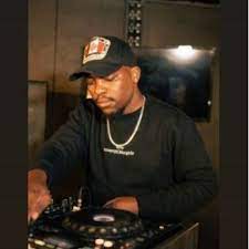 DEEP KRONIK &ndash; Tribute to De Mthuda (Main Mix)