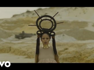 Kelly Khumalo – Isivikelo Ft. Mbuso Khoza
