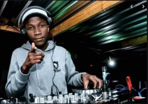 MDU a.k.a TRP & Ntokzin &ndash; East & South (Main Mix)